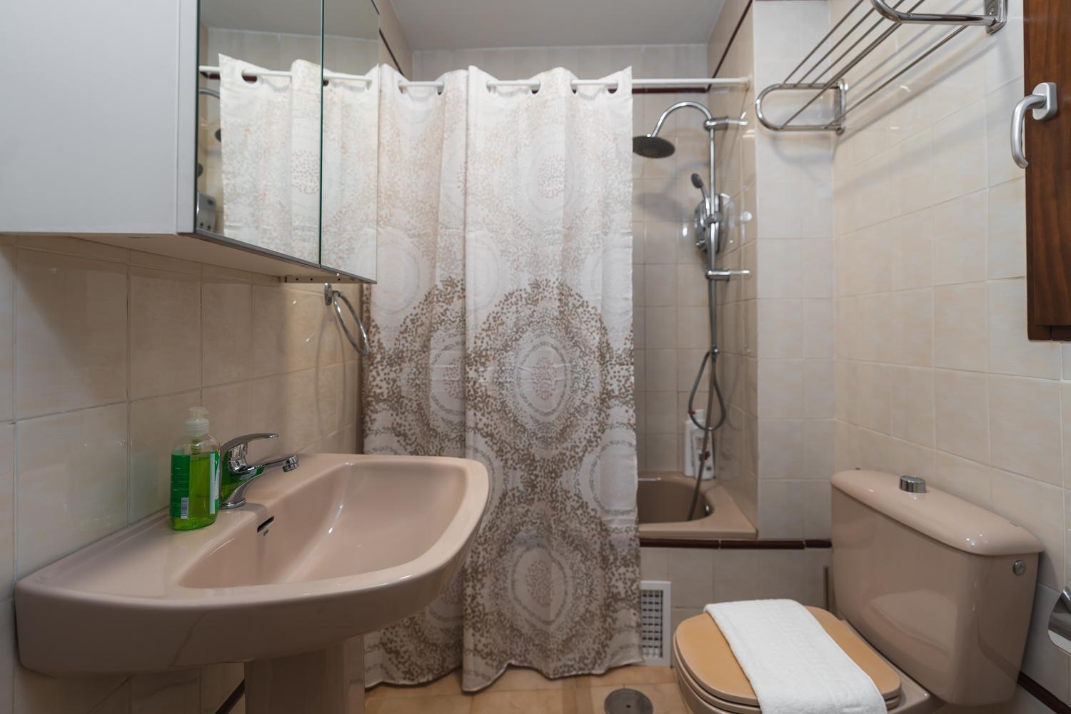 Tuguest Marques De Falces Apartments Granada Dış mekan fotoğraf